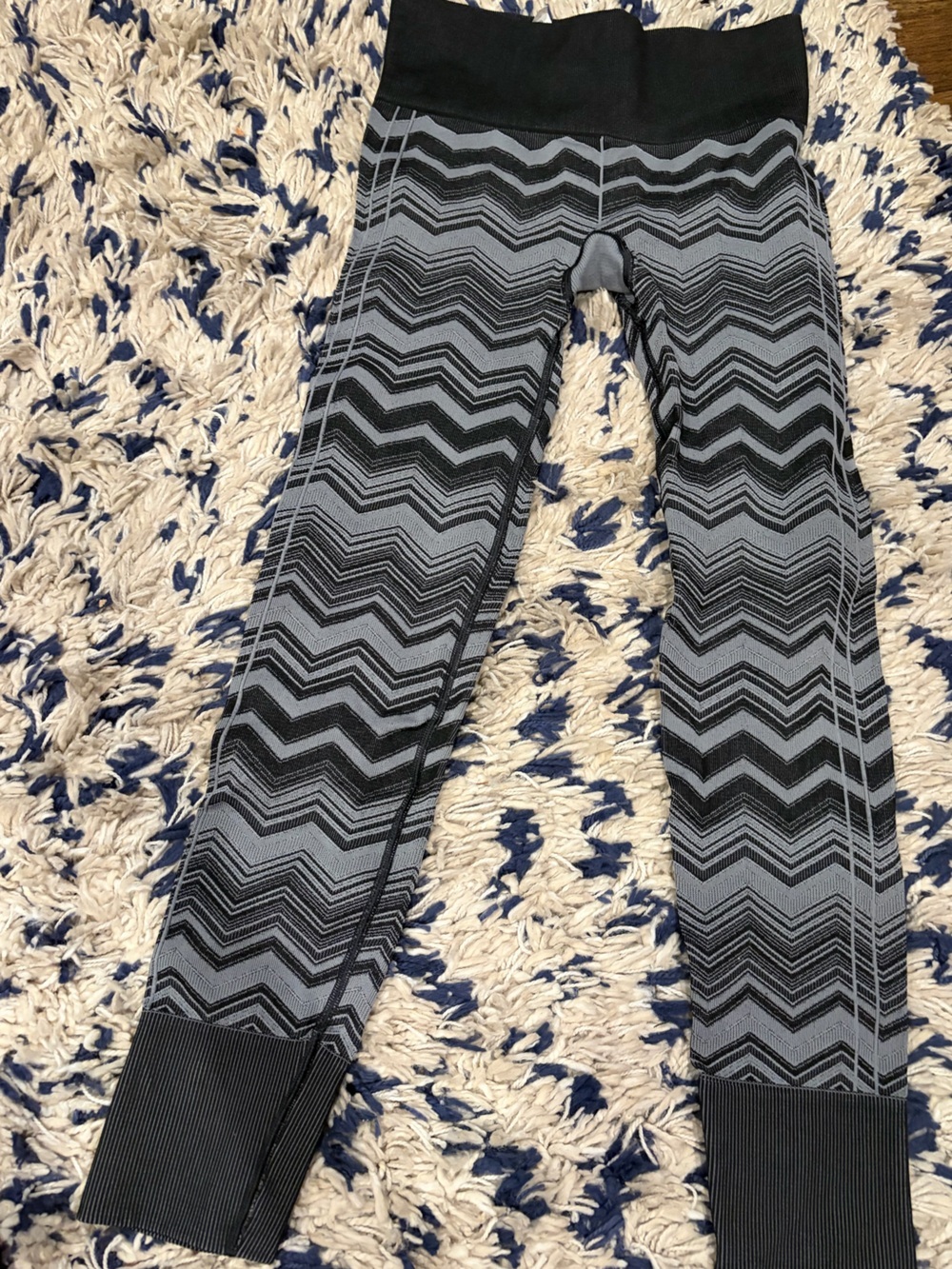 Lululemon ebb to street chevron leggings full length size 4